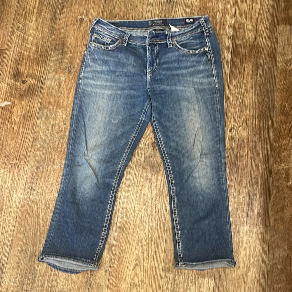 Silver suki capri jeans.  Size 31